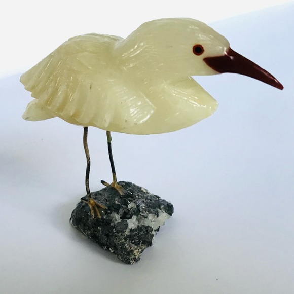 Carved Quartz Bird Egret Herron Structure Figurine on Smoky Quartz? Pedestal - Picture 9 of 12